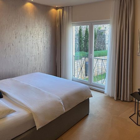 Shangri La Mansion Μόσταρ Εξωτερικό φωτογραφία