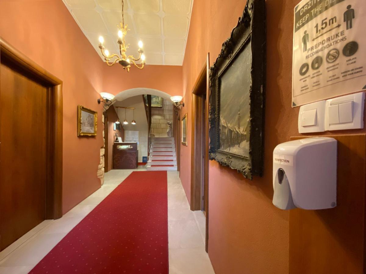 Shangri La Mansion Μόσταρ Εξωτερικό φωτογραφία