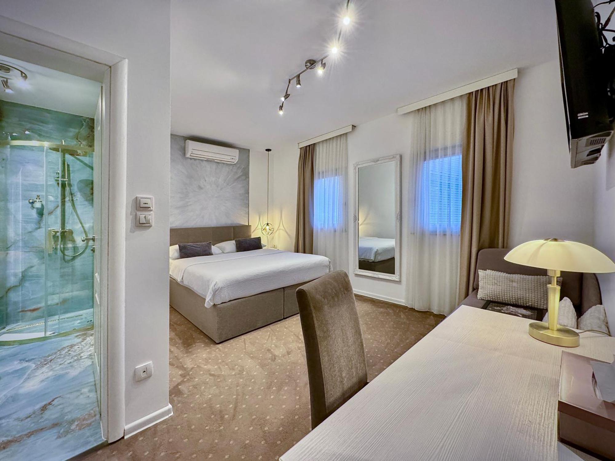 Shangri La Mansion Μόσταρ Εξωτερικό φωτογραφία